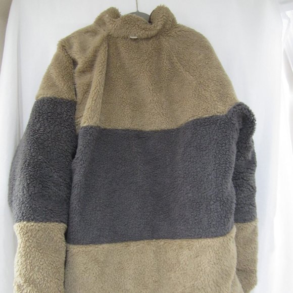 Patagonia XXL NEW Reversible Silent Down Jacket - Picture 12 of 12